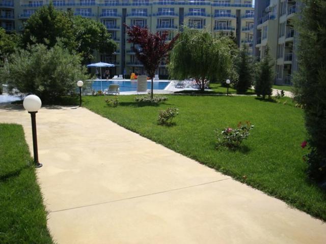 Oazis Cozy Beach Apartment Ravda Exterior foto